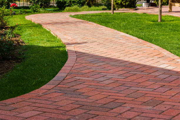 Professional Driveway Pavers in Lake Winnebago, MO